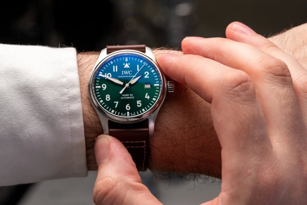 Big Replica Watches UK, Small Wrists Part III: Can I pull off a pilot’s watch?